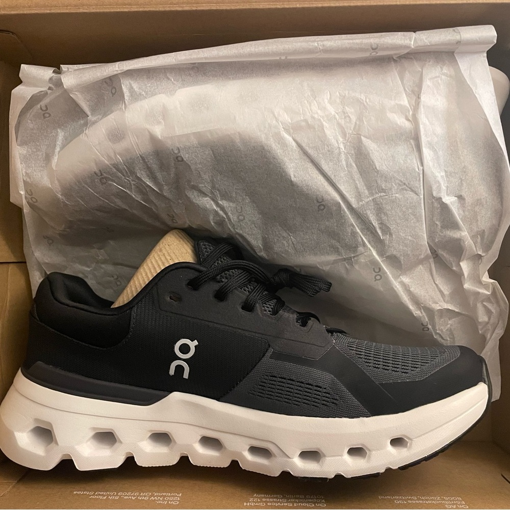 On Running Cloudrunner Eclipse Black Shoes